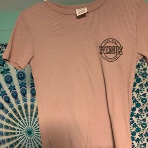 pink t shirt
